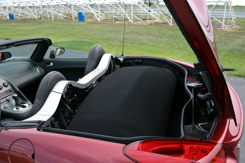 Illustration for article titled 2009 Pontiac Solstice GXP: Last Drive